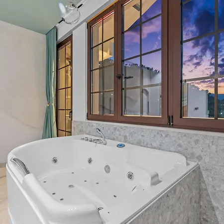 Ξενοδοχείο Art Boutique 4*